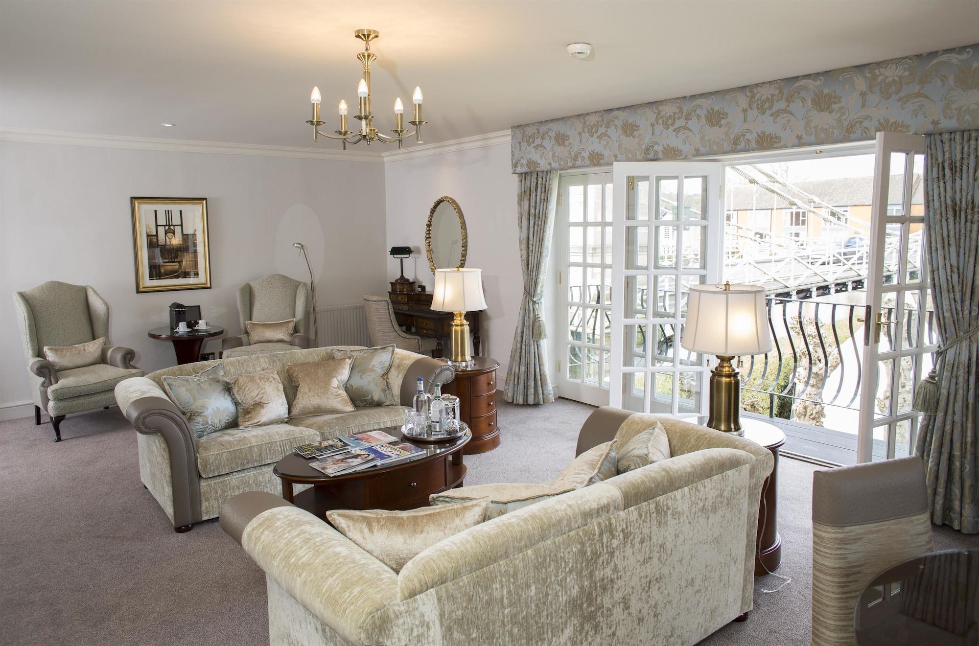 Hotel Macdonald Compleat Angler Marlow  Esterno foto