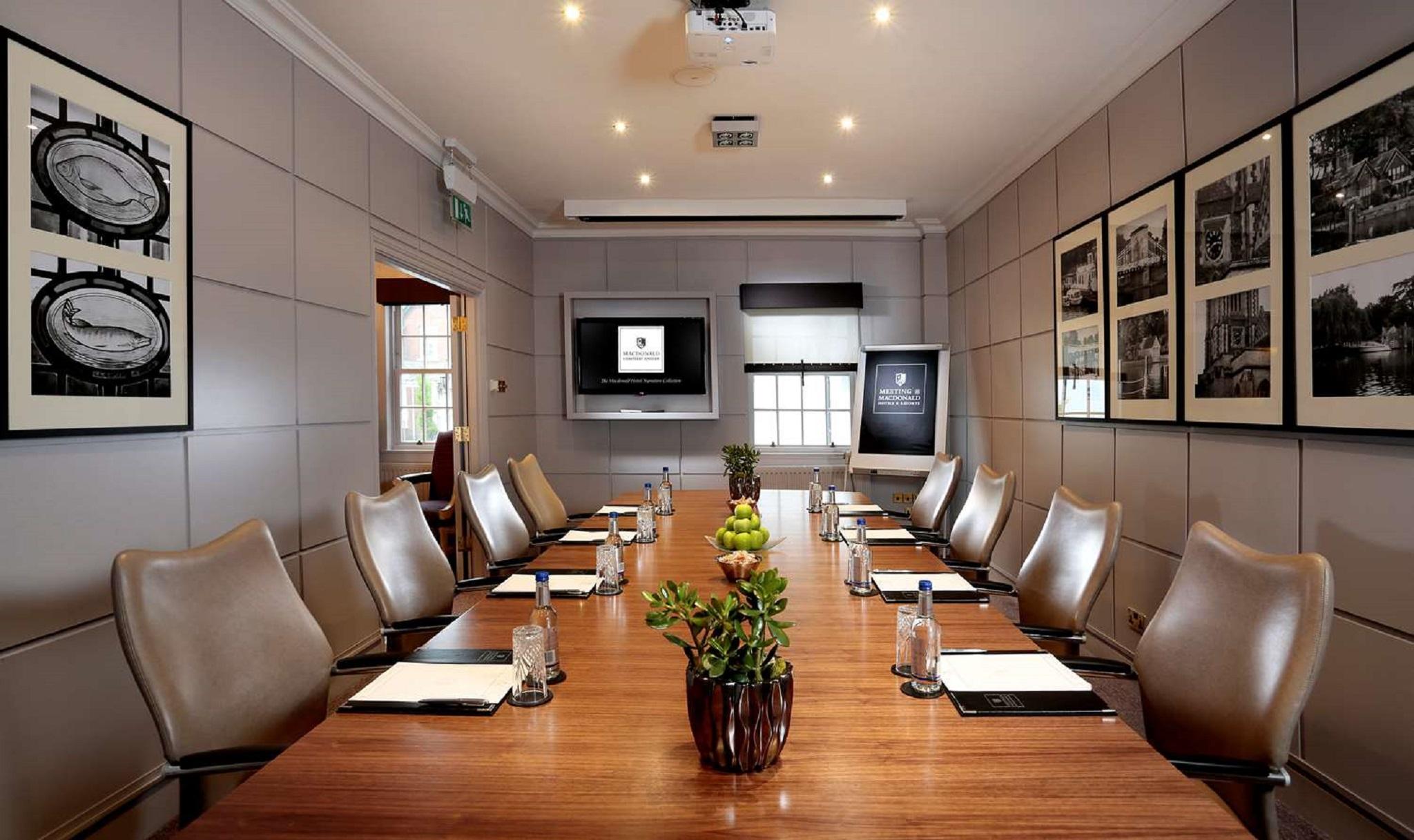 Hotel Macdonald Compleat Angler Marlow  Esterno foto