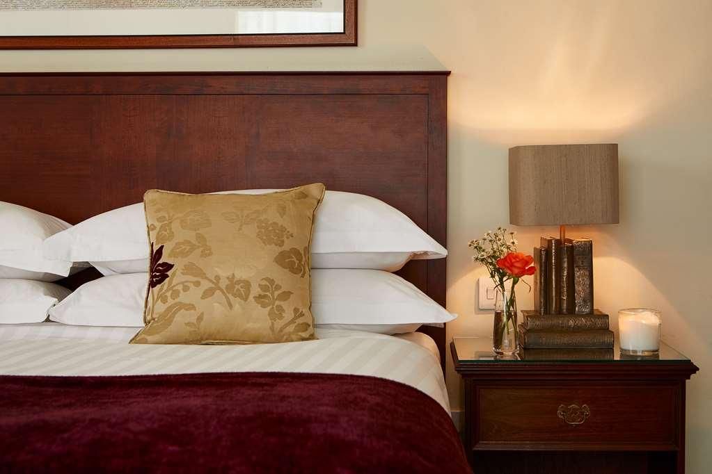 Hotel Macdonald Compleat Angler Marlow  Camera foto