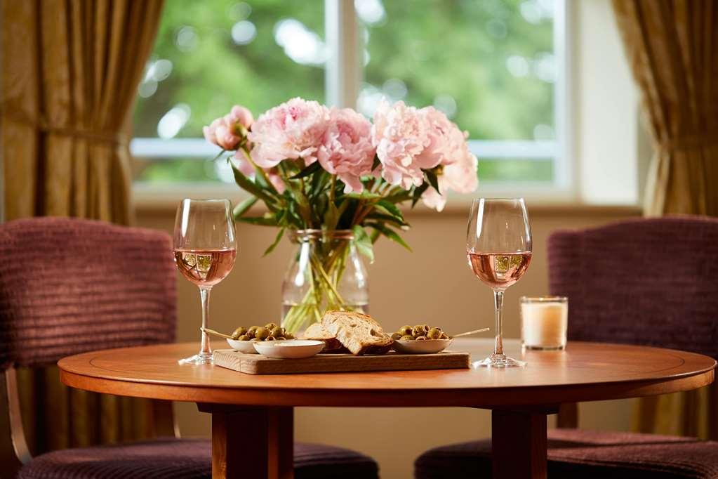 Hotel Macdonald Compleat Angler Marlow  Camera foto